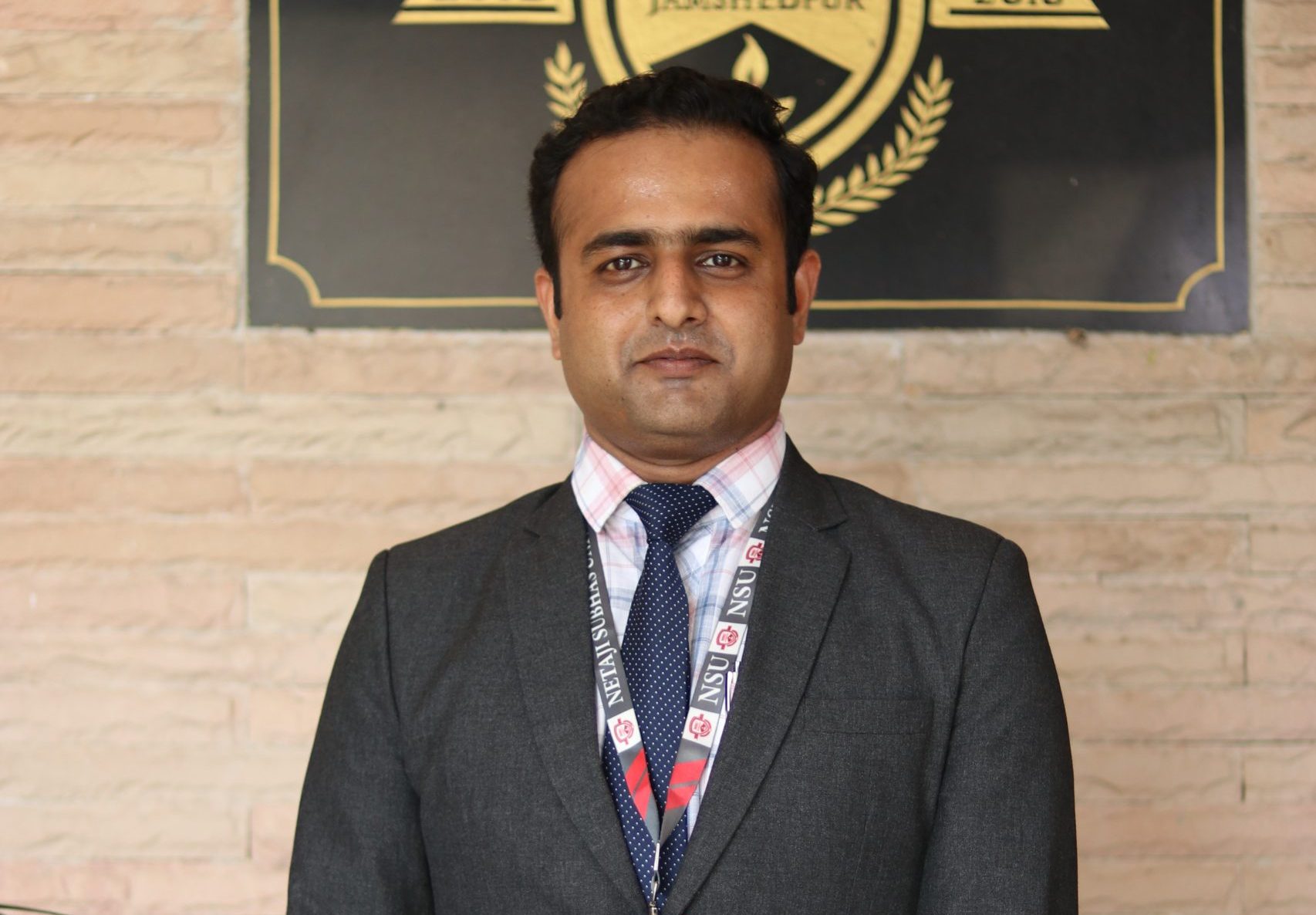 Faculty Image of Indranath Mazumdar